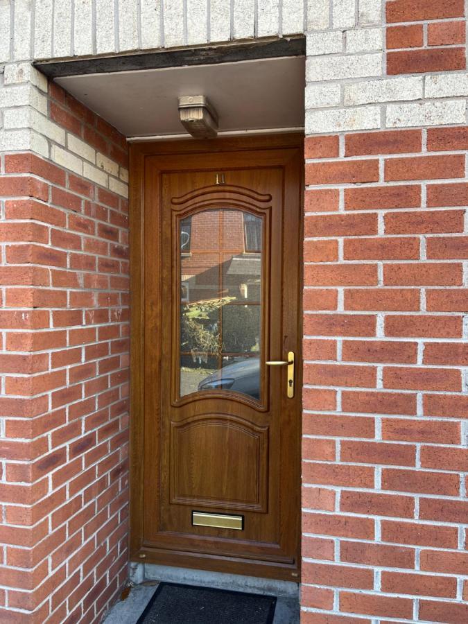 11 Parkmore Street, Ormeau Road, Belfast, Bt7 2Gt, 2 Bedroom House Exterior photo